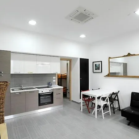 13 Bilocale Vicino Al Mare Apartment